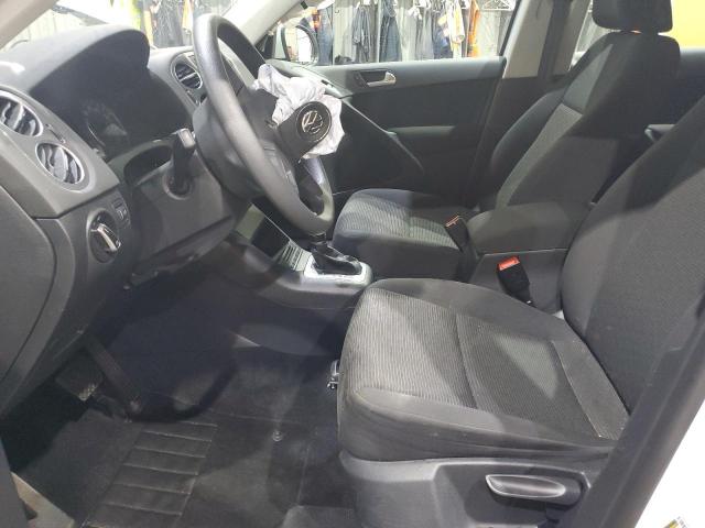 Volkswagen Tiguan S Image 6