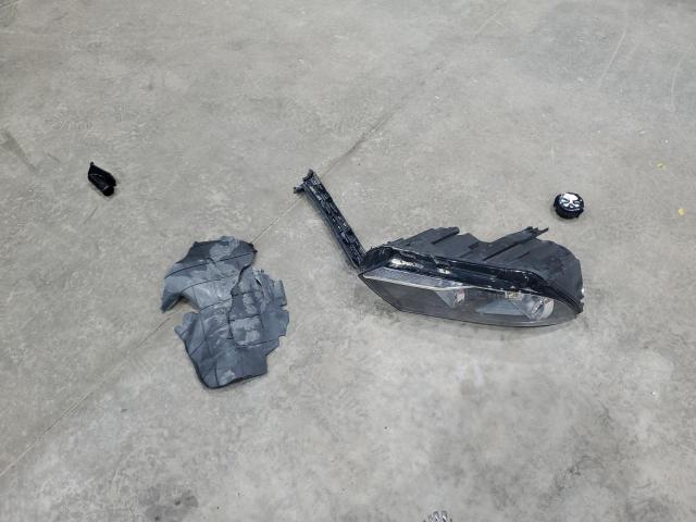 Volkswagen Tiguan S Image 11