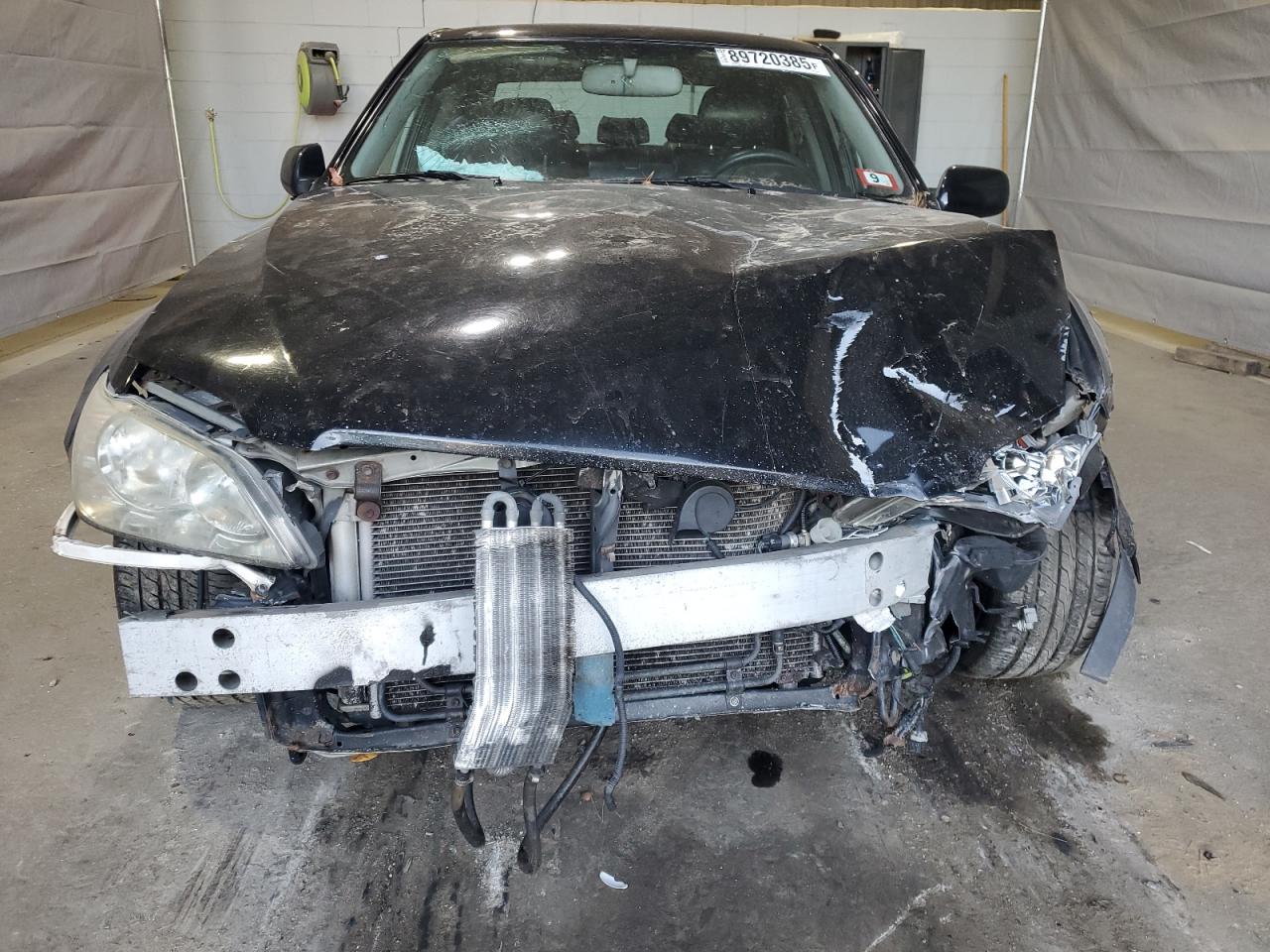 Lexus Is 300 Image 12