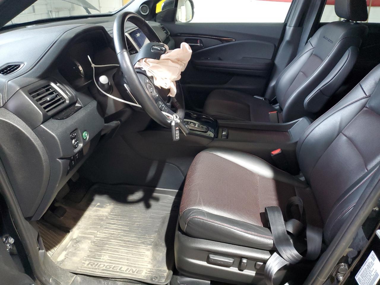 Honda Ridgeline Black Edition Image 12