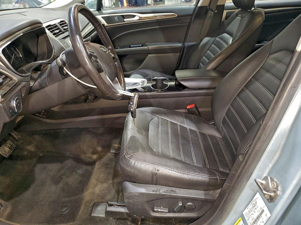 Ford Fusion Se Hybrid Image 5