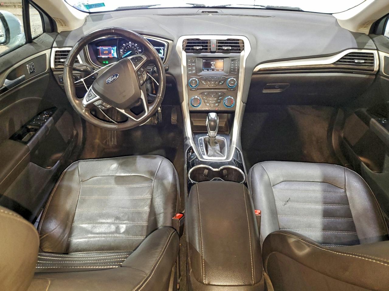 Ford Fusion Se Hybrid Image 2