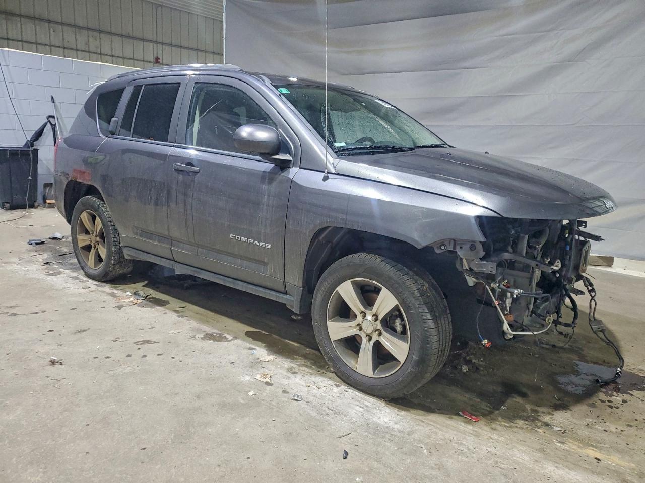 Jeep Compass Latitude Image 4