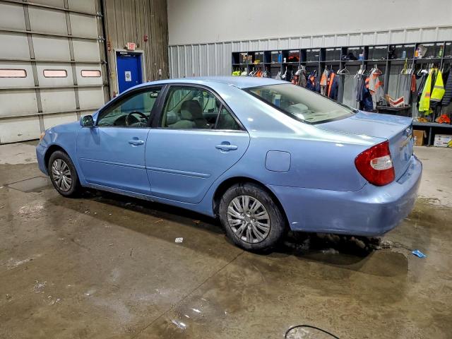 Toyota Camry Le Image 13