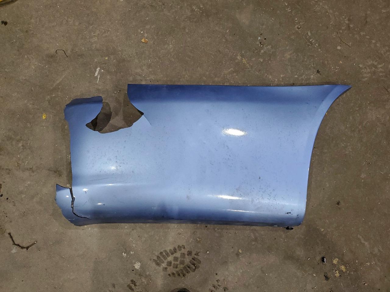 Toyota Camry Le Image 7