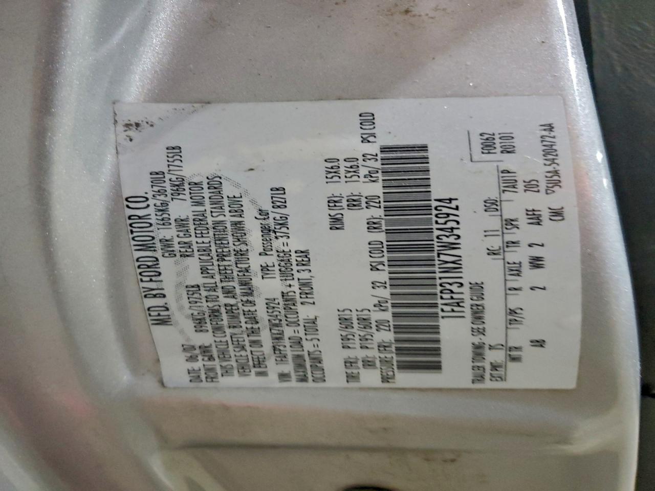 Ford Focus Zx3 Image 6