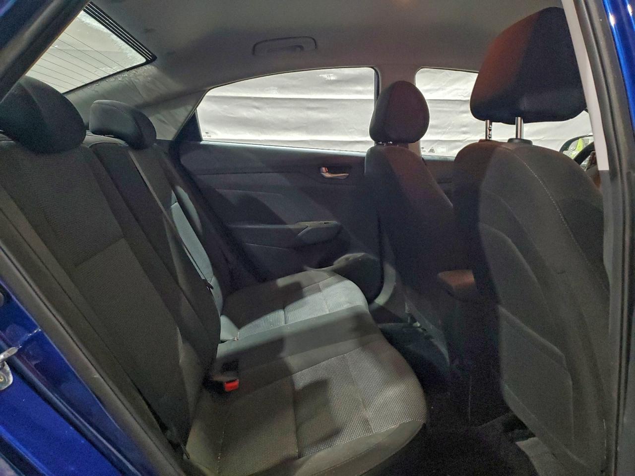 Hyundai ACCENT Se Image 6