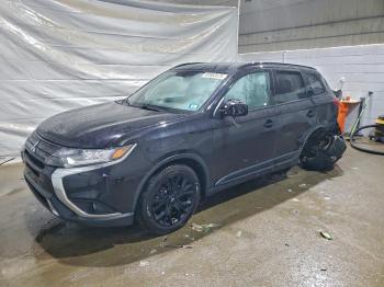  Salvage Mitsubishi Outlander