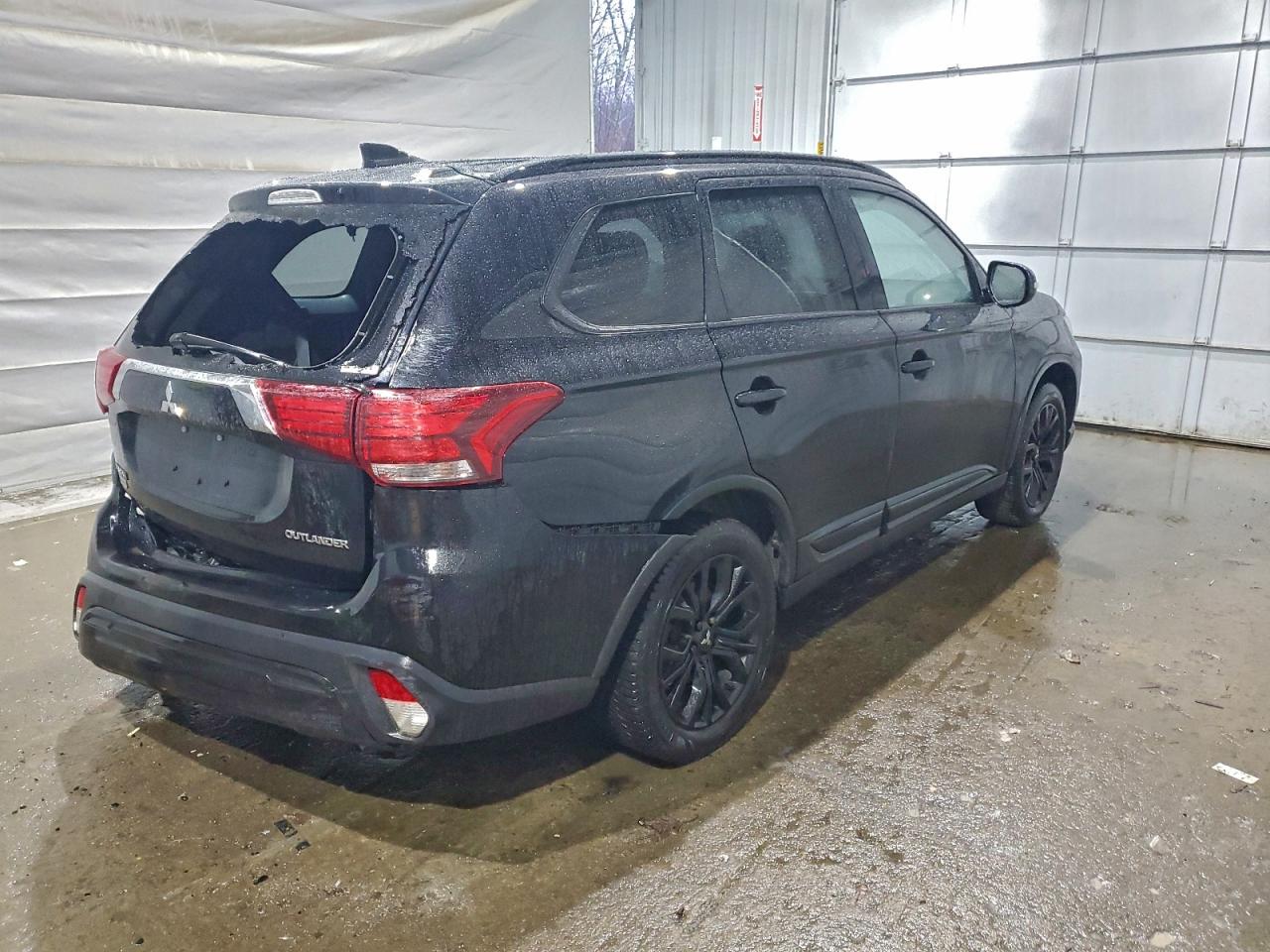 Mitsubishi Outlander Se Image 8