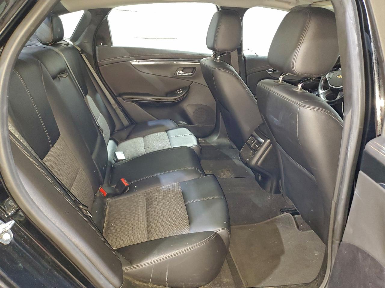 Chevrolet Impala Lt Image 7