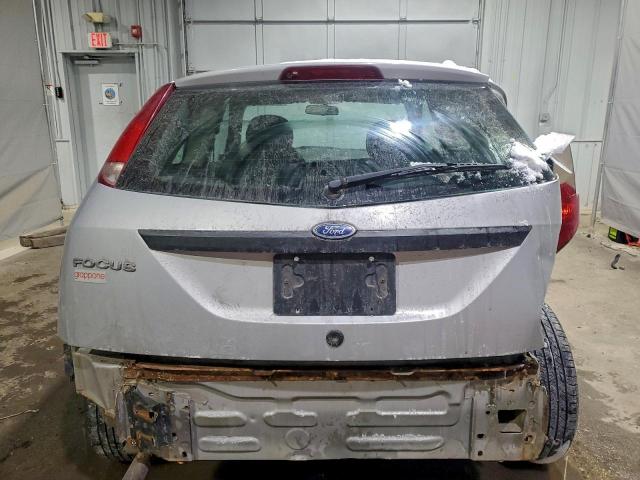 Ford Focus Zx3 Image 10