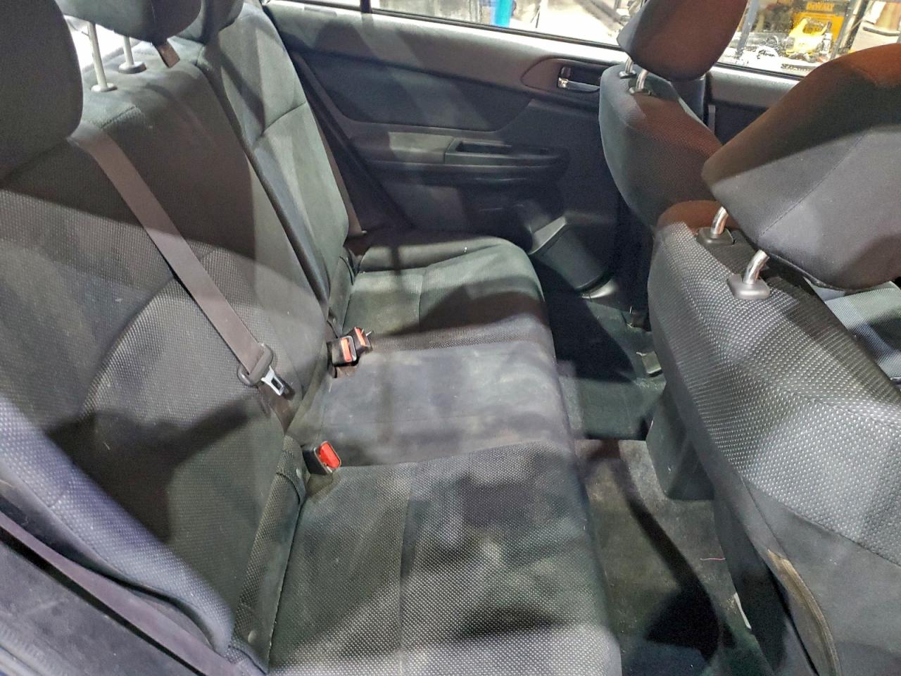 Subaru Impreza Premium Image 2