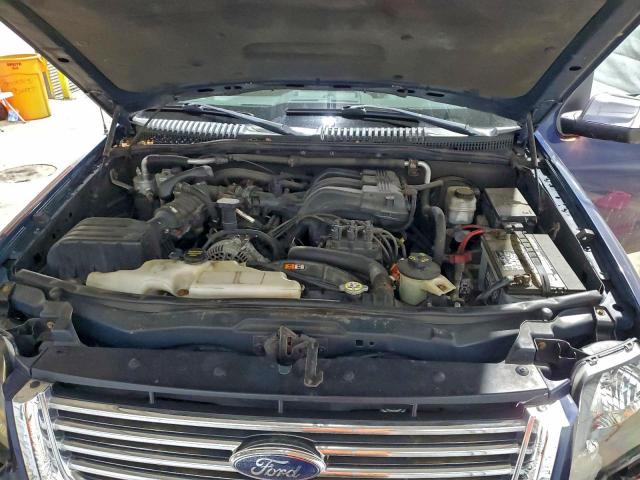 Ford Explorer Xlt Image 4