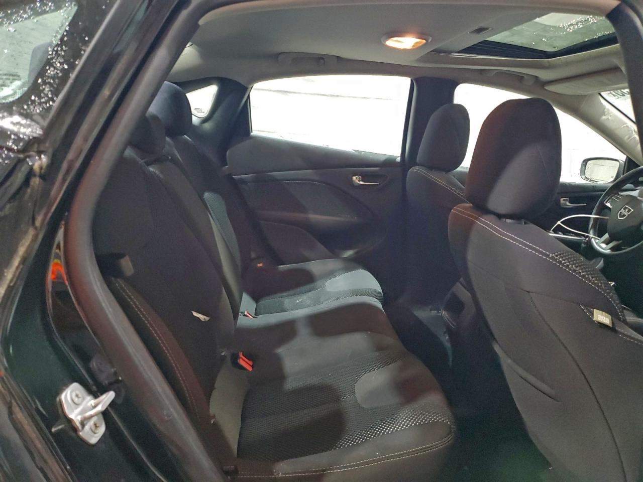 Dodge Dart Sxt Image 5