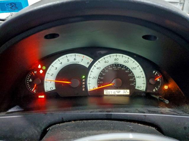 Toyota Camry Le Image 12