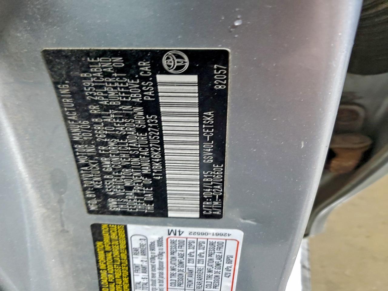 Toyota Camry Le Image 11