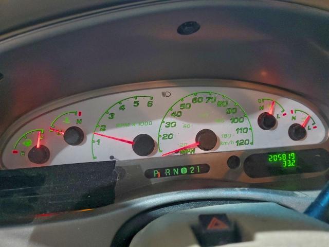 Ford Explorer Image 9