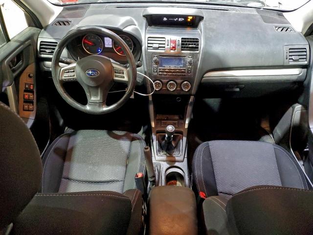 Subaru Forester 2.5i Image 10