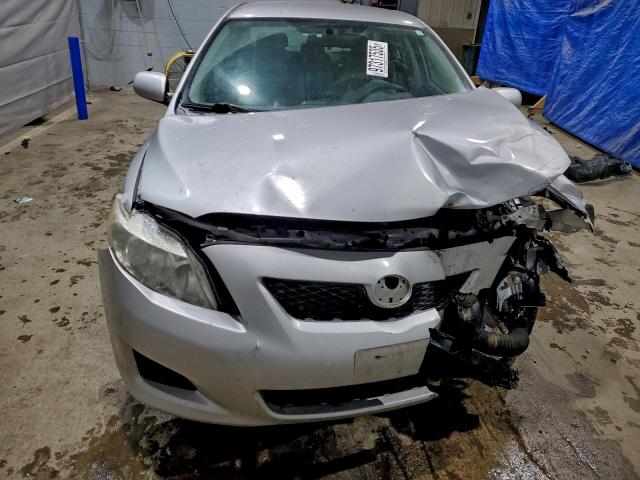 Toyota Corolla Base Image 6