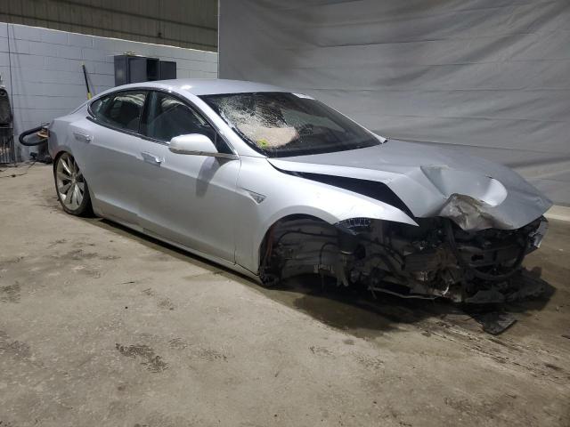 Tesla Model S Image 12