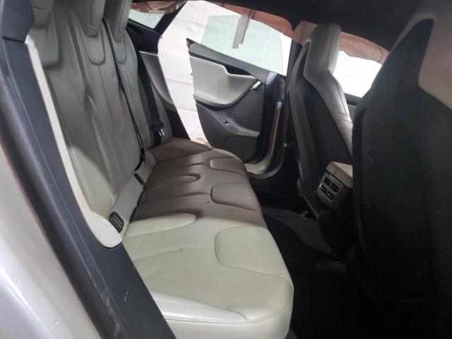 Tesla Model S Image 11