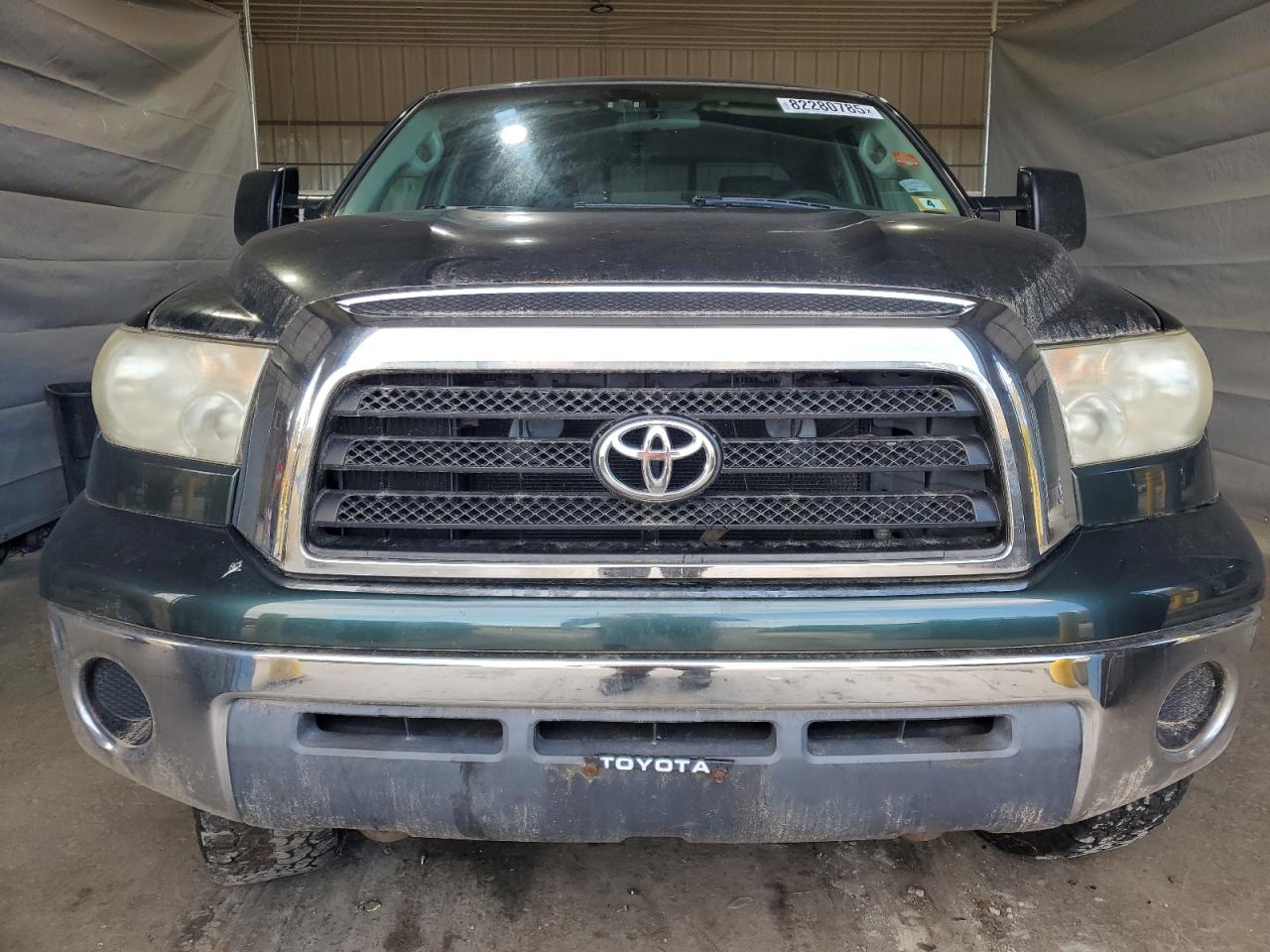 Toyota Tundra Double Cab Image 12