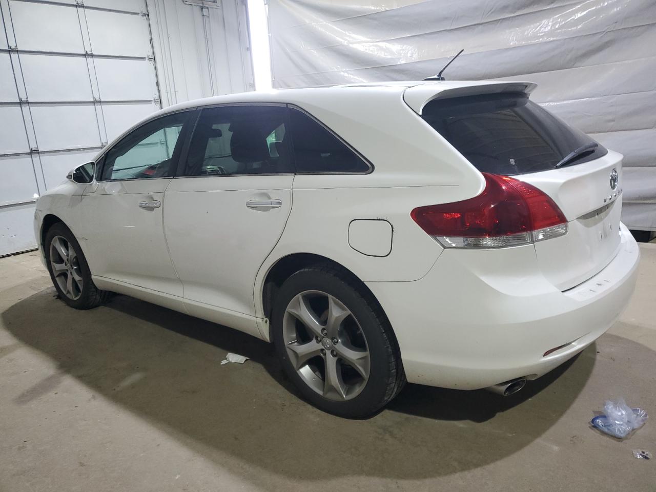 Toyota Venza Le Image 2