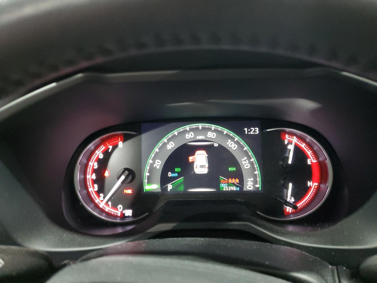 Toyota RAV4 Xle Premium Image 4