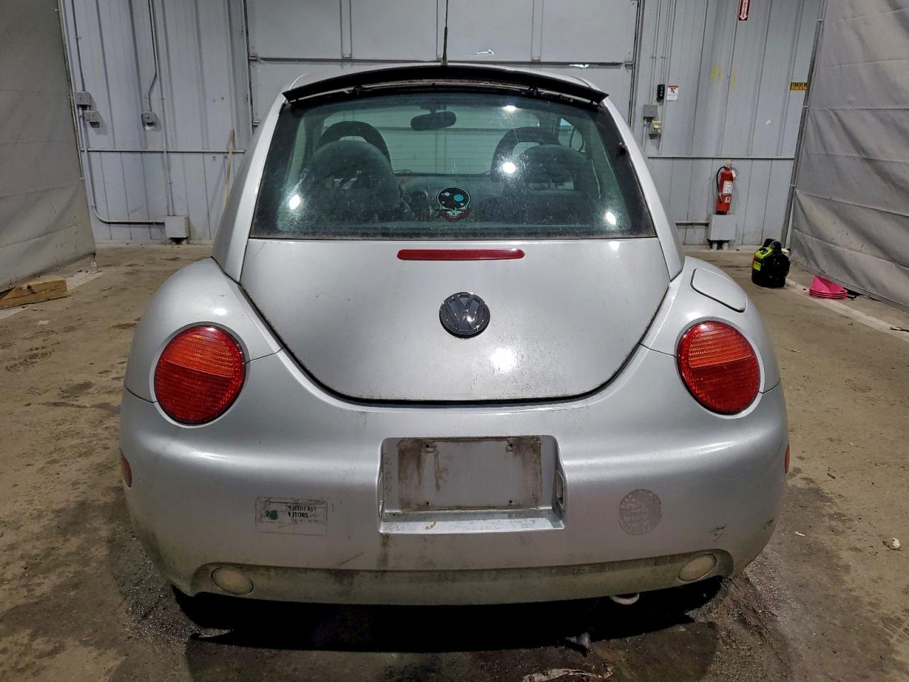 Volkswagen Beetle Glx Image 2