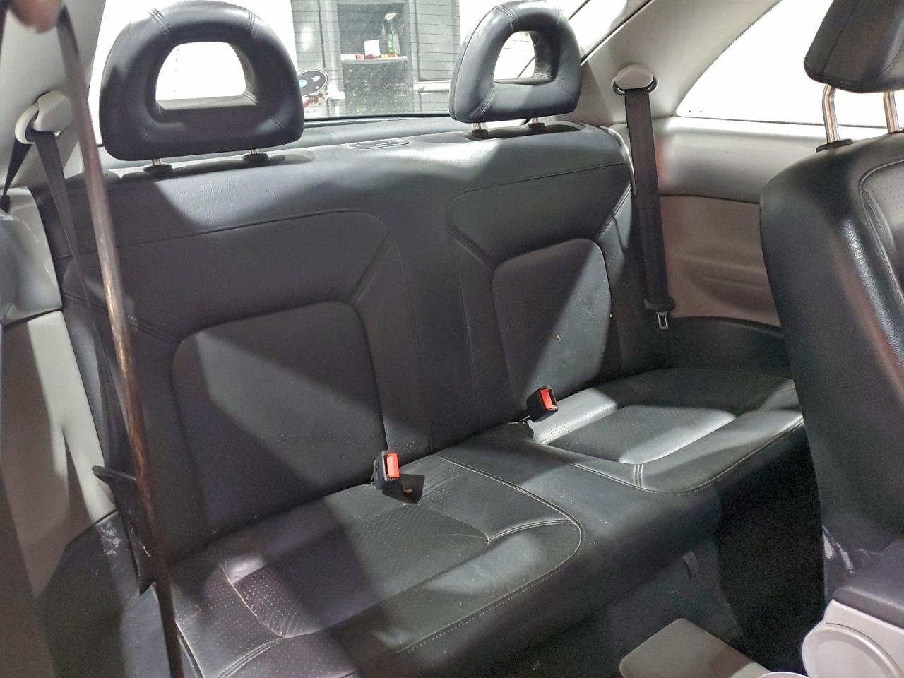 Volkswagen Beetle Glx Image 8