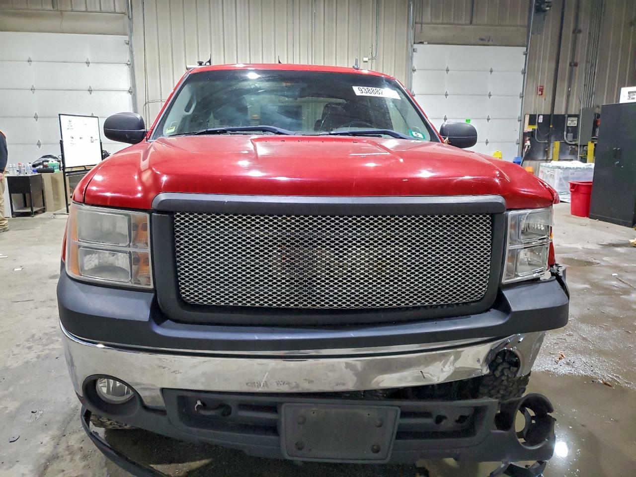 GMC Sierra K1500 Image 8