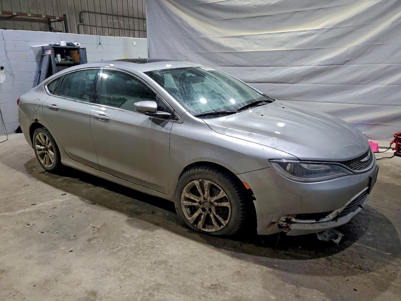 Chrysler 200 Limited Image 5