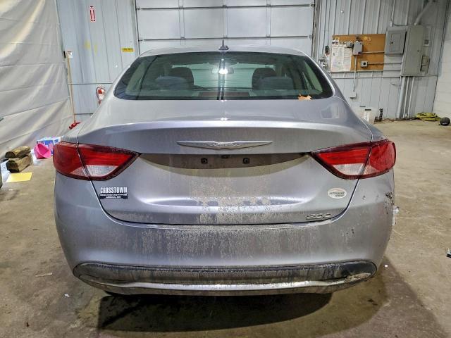 Chrysler 200 Limited Image 4