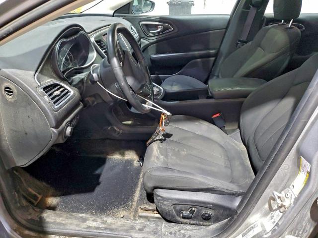 Chrysler 200 Limited Image 8