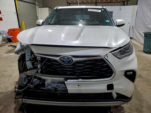 Toyota Highlander Hybrid Platinum Image 5