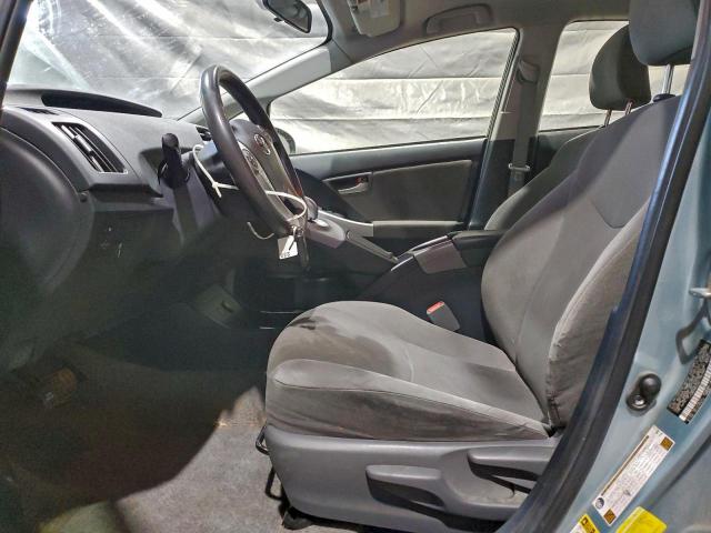 Toyota Prius Image 10