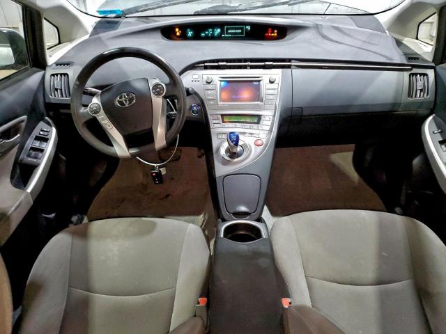 Toyota Prius Image 8