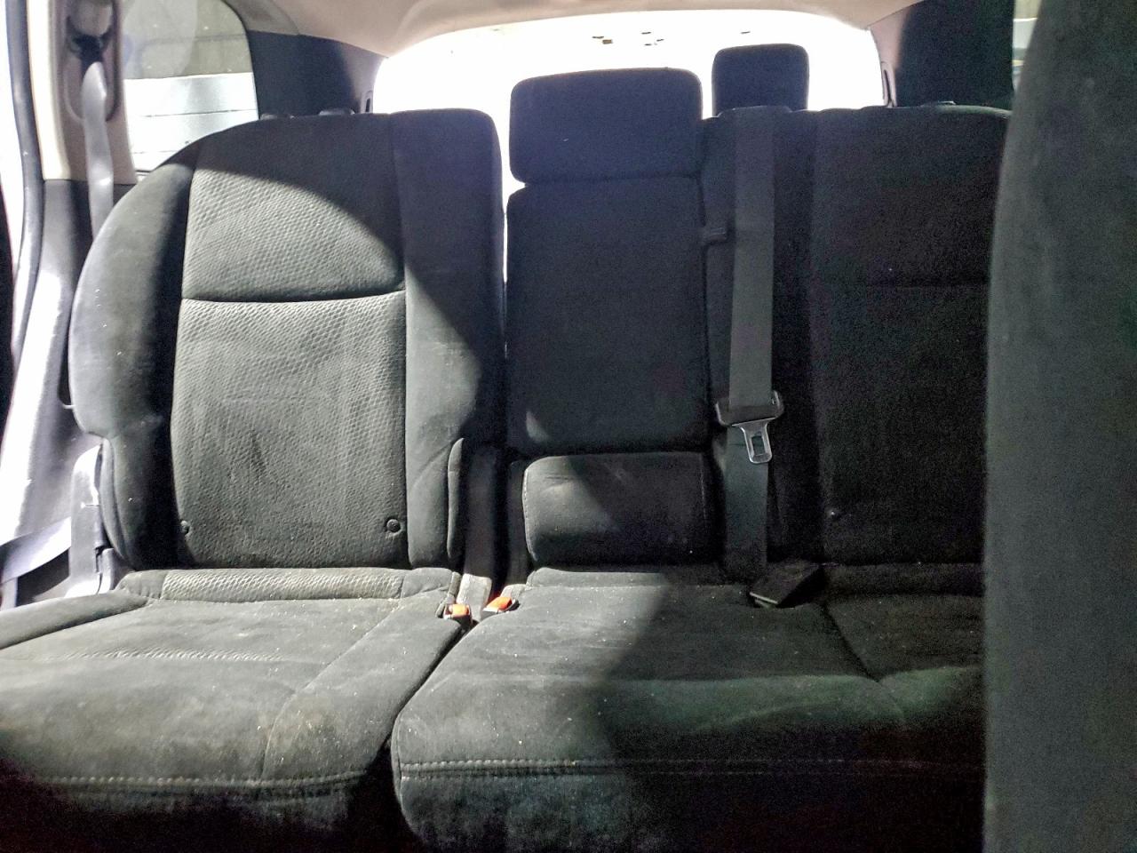 Nissan Pathfinder S Image 8