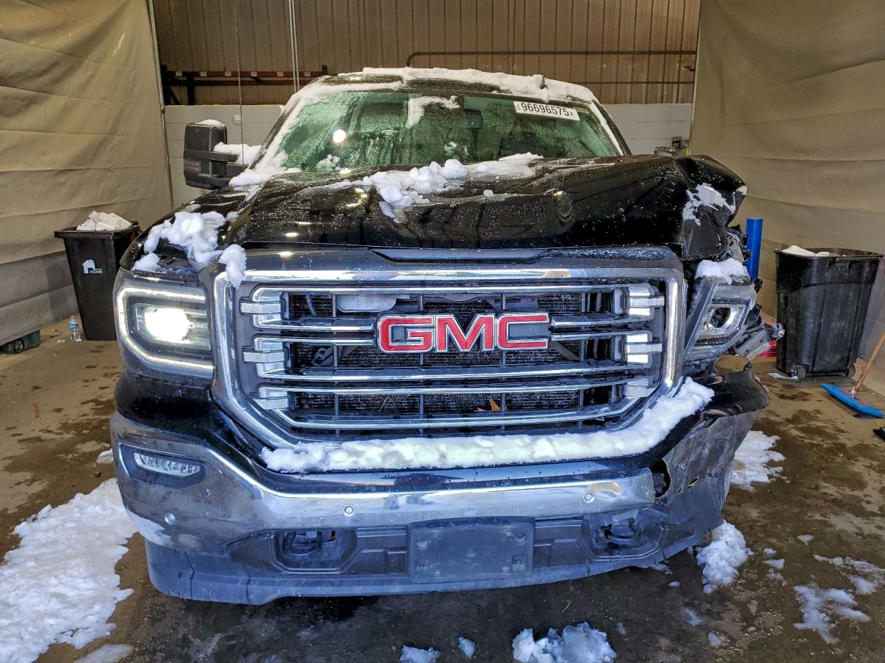 GMC Sierra K1500 Slt Image 11