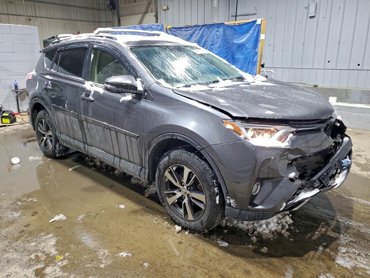 Toyota RAV4 Xle Image 9