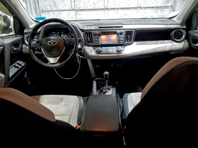 Toyota RAV4 Xle Image 4