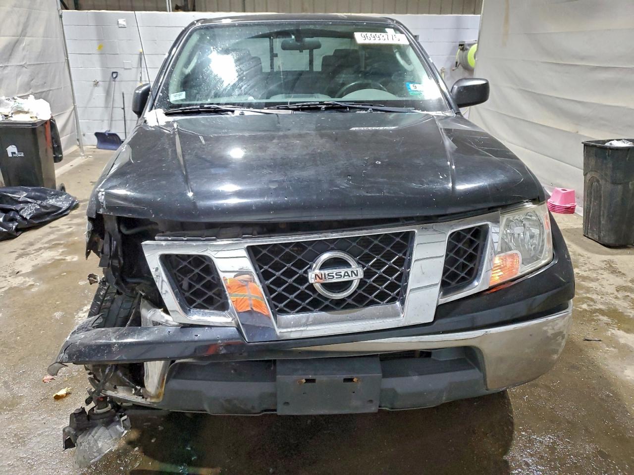 Nissan Frontier Sv Image 8