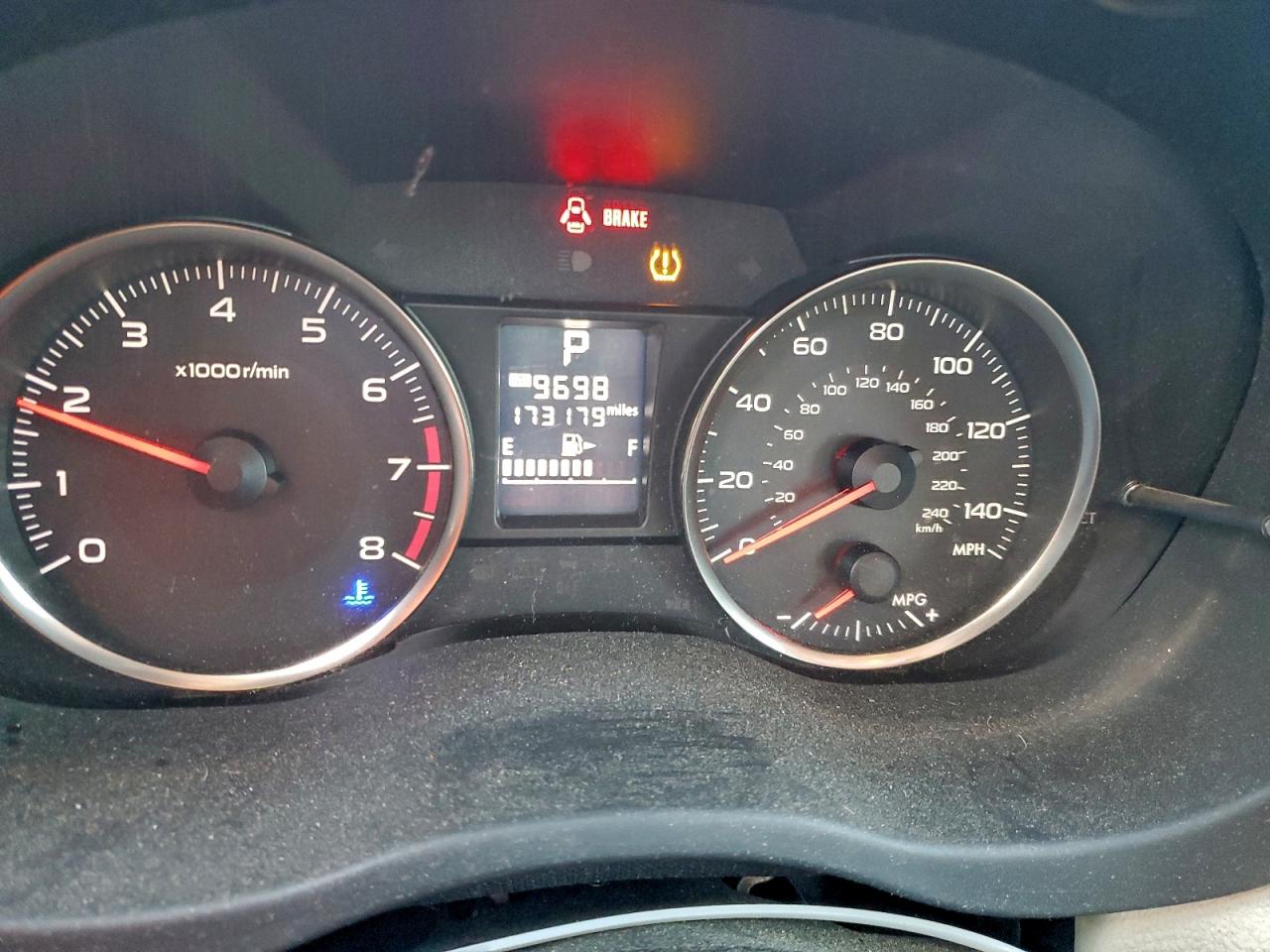 Subaru Xv 2.0 Limited Image 10