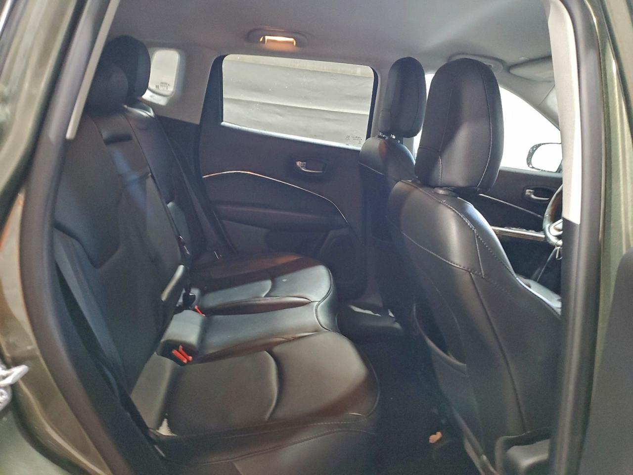 Jeep Compass Limited Image 10