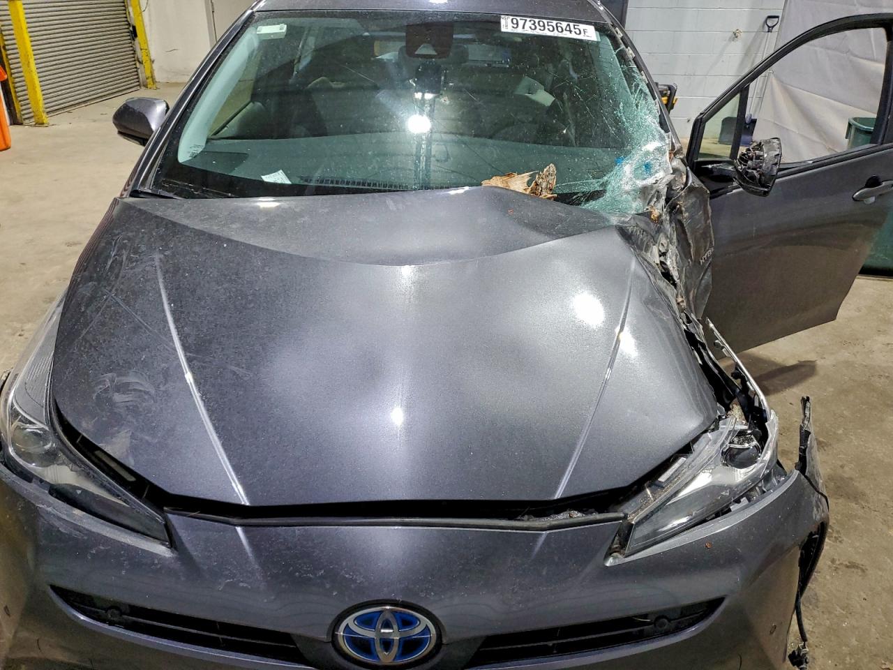 Toyota Prius Image 11