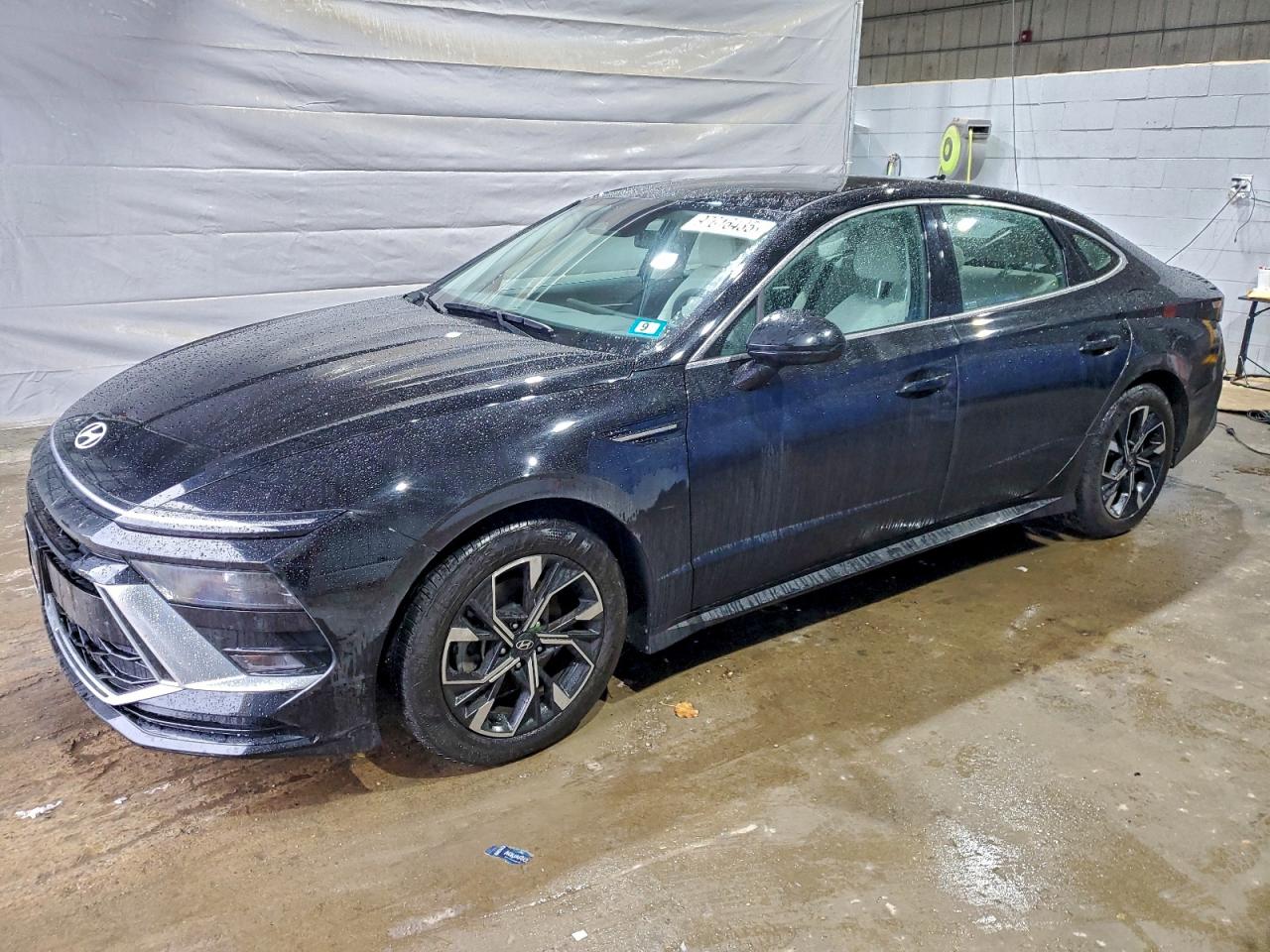 Hyundai SONATA Sel Image 1