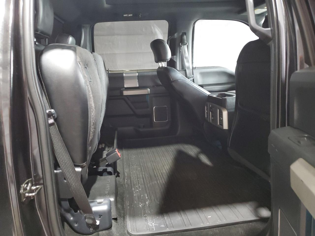 Ford F-150 Supercrew Image 9