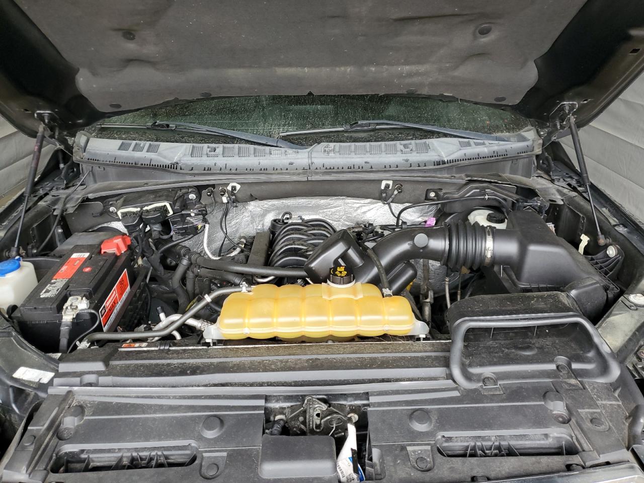 Ford F-150 Supercrew Image 12