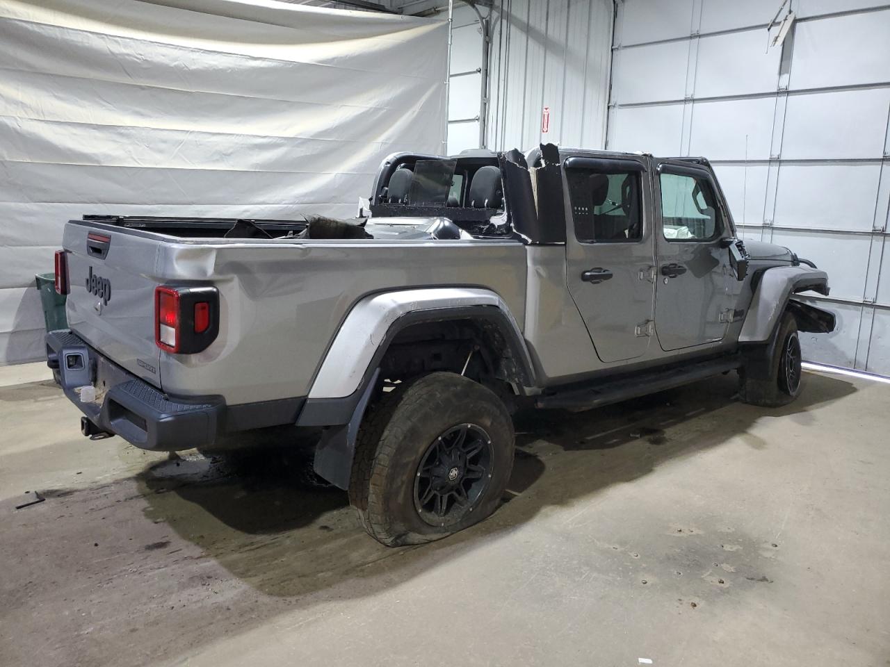 Jeep Gladiator Sport Image 13
