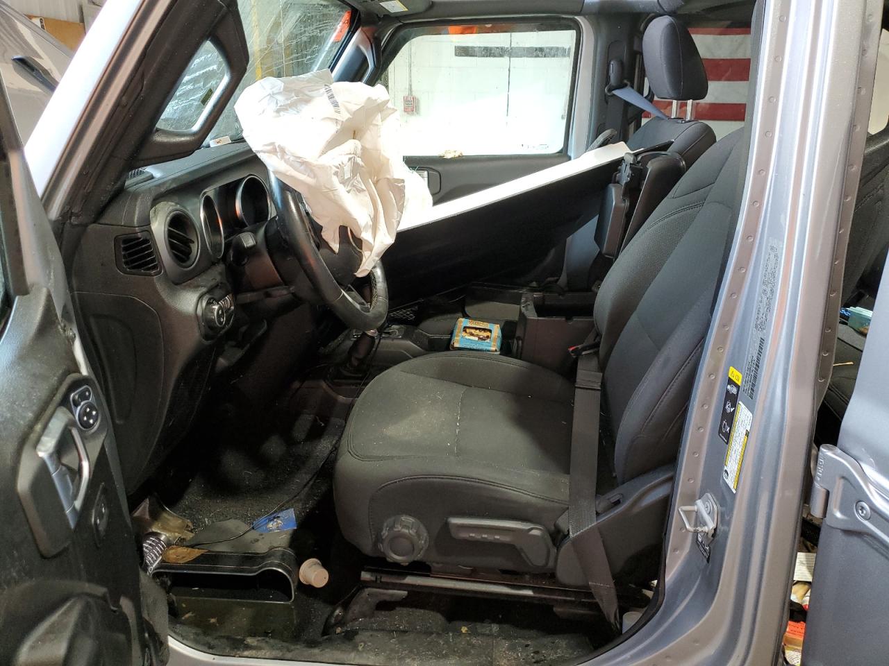 Jeep Gladiator Sport Image 6